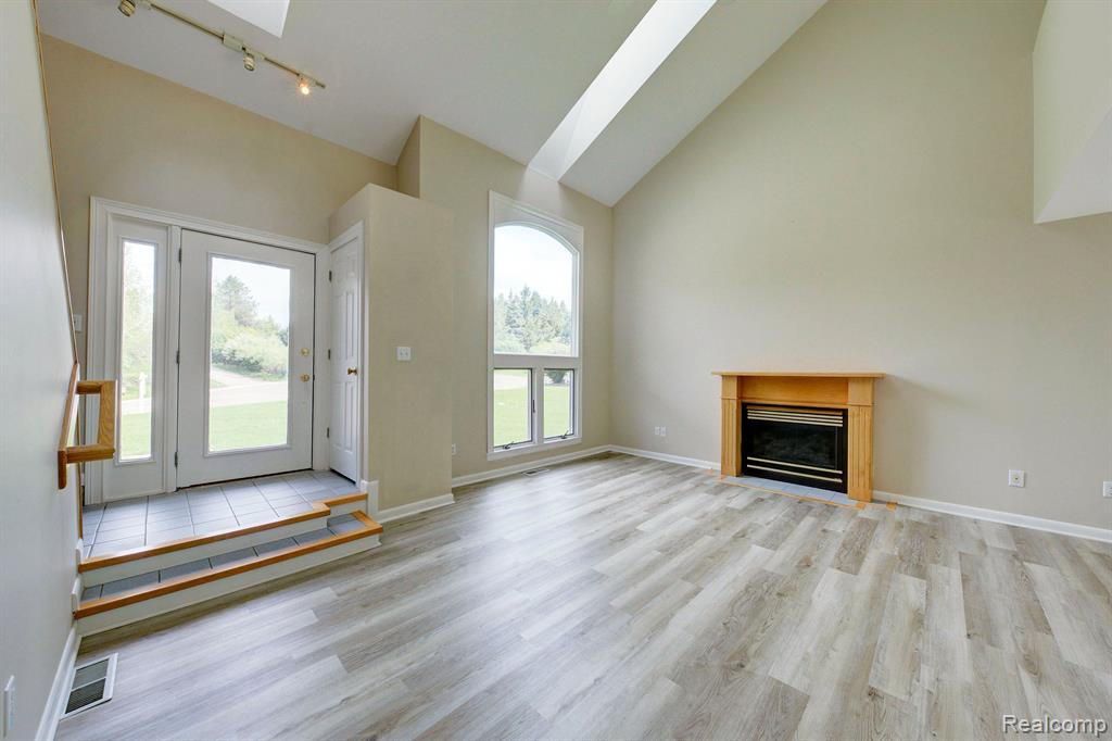850 VILLAGE PINE Lane, Ortonville, MI 48462 — Photo 19