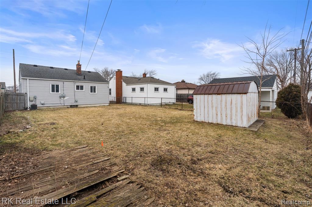 25280 Dale Street, Roseville, MI 48066 — Photo 27