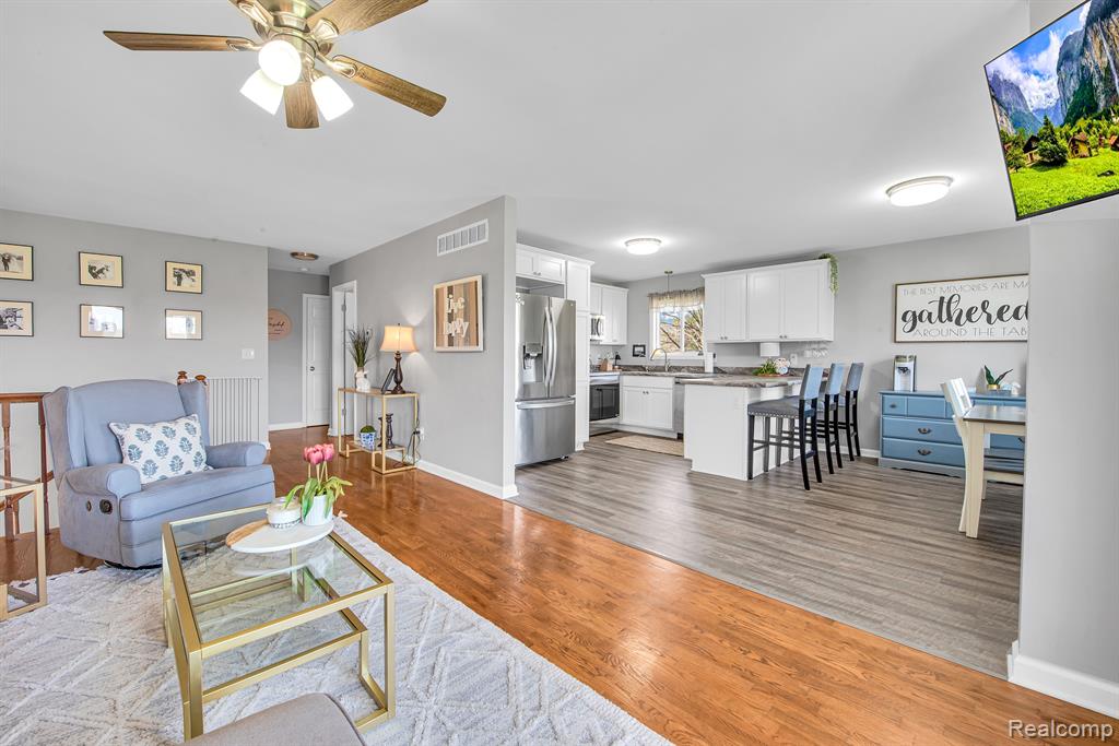 8255 BURPEE Road, Grand Blanc, MI 48439 — Photo 18