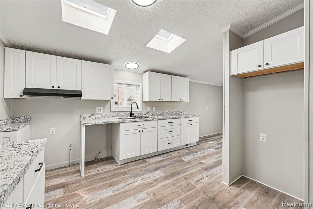 59587 Susan Ln N., Lenox, MI 48048 — Photo 11