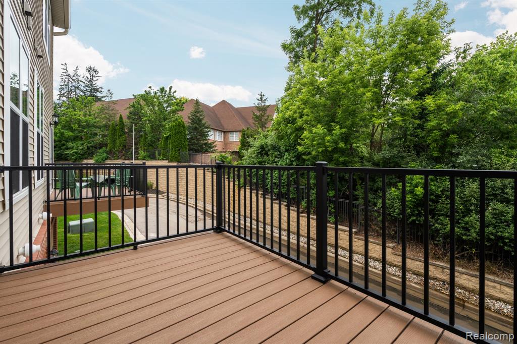 502 Village Lane, Milford, MI 48381 — Photo 5
