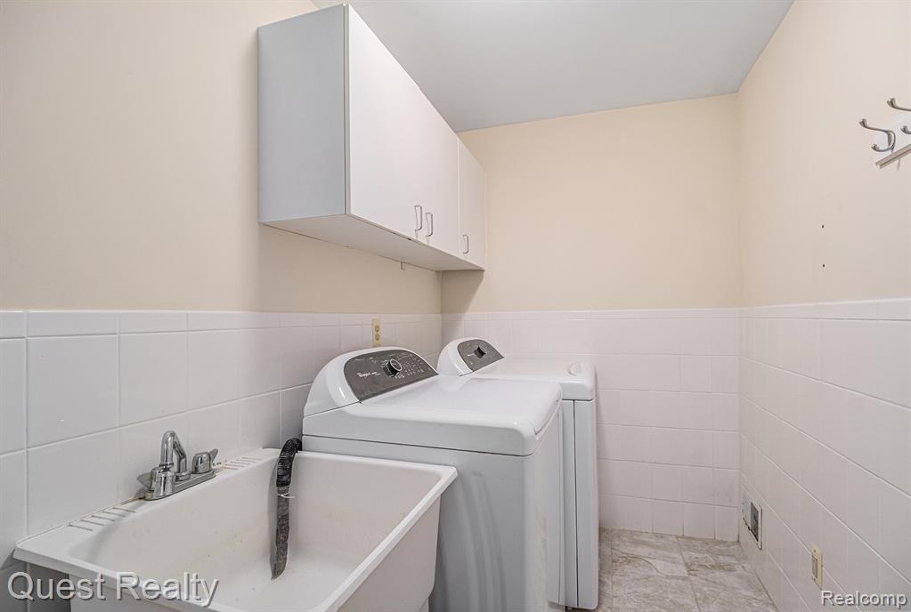 6849 York Street, Waterford, MI 48327 — Photo 14