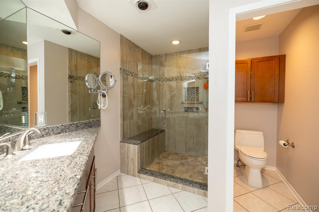 762 Golden Shores, White Lake, MI — Photo 26
