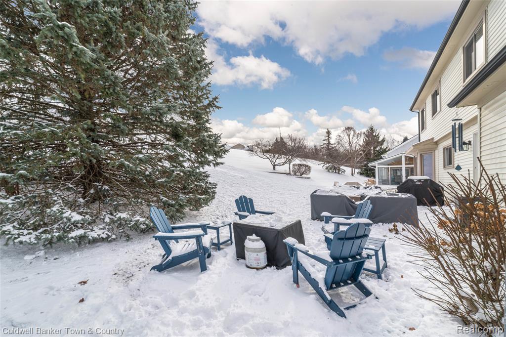 539 Dorchester Way, Milford, MI 48381 — Photo 48