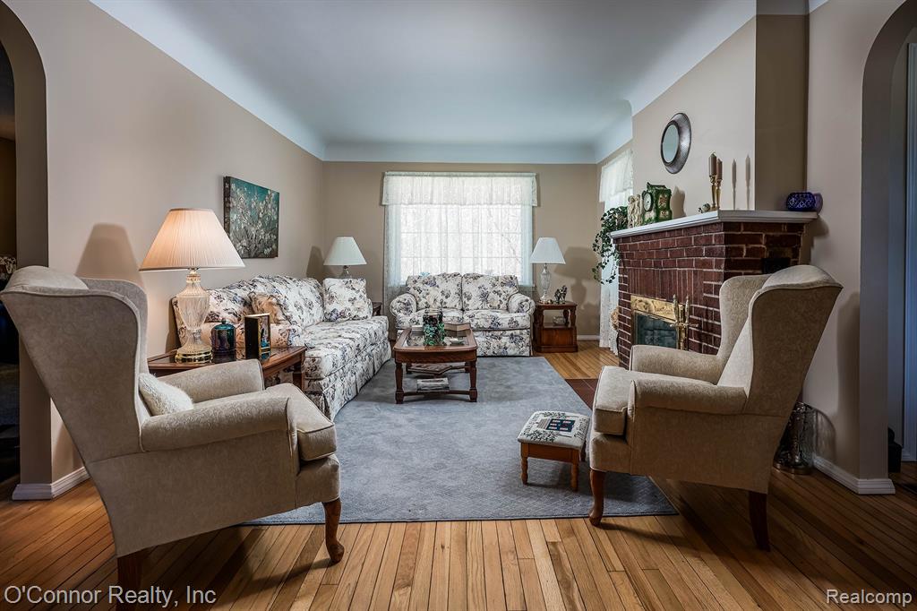 1112 17th Street, Marysville, MI 48040 — Photo 3