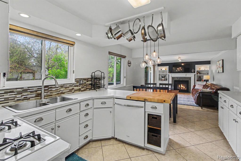 2964 Walmsley Circle Drive, Lake Orion, MI — Photo 12