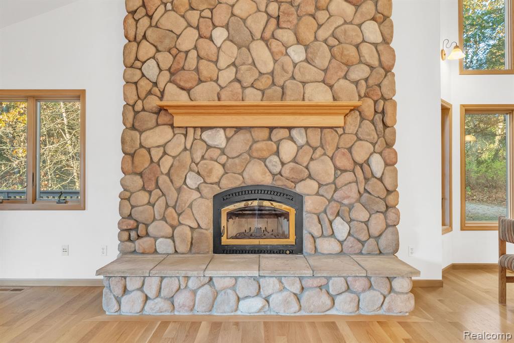 425 Rosell Road, Holly, MI 48442 — Photo 18