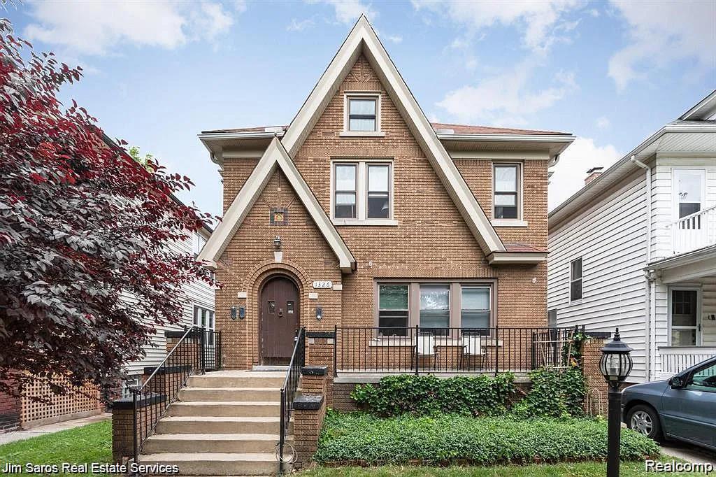 1326 #2F Maryland Street, Grosse Pointe Park, MI 48230