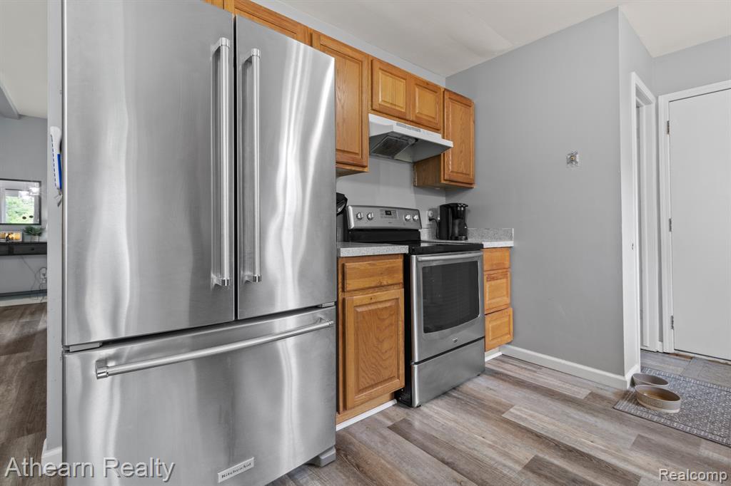 7156 Sharp Road, Swartz Creek, MI 48473 — Photo 12