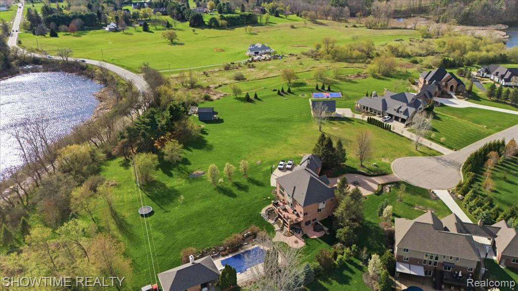 69225 Lake Point Court, Romeo, MI 48065 — Photo 8