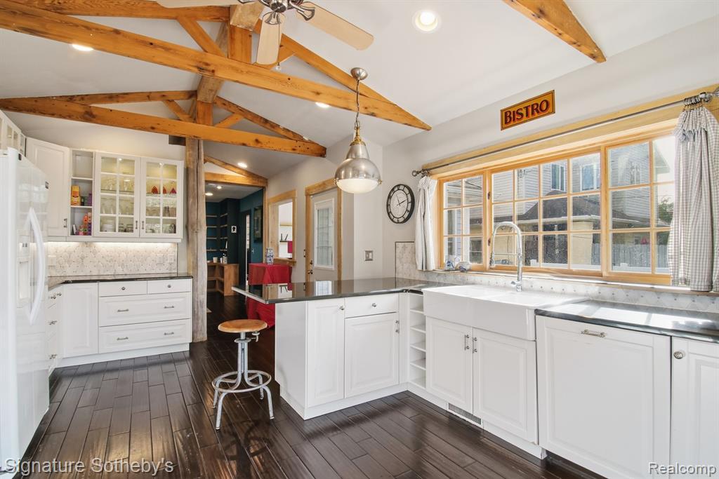 923 N Center Street, Royal Oak, MI 48067 — Photo 13