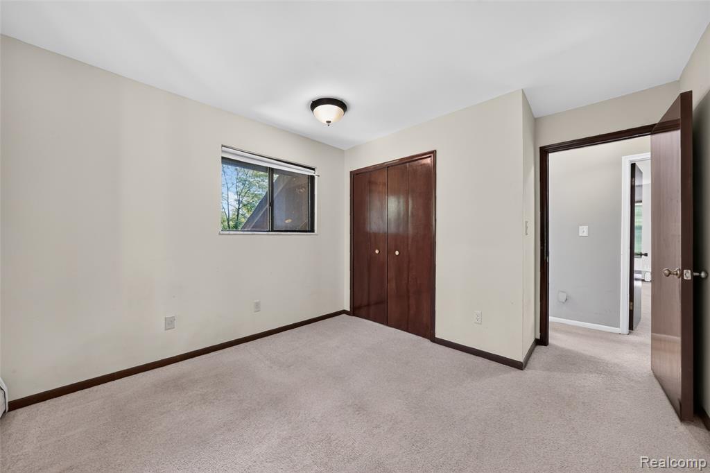 4565 Brookside Road, Fenton, MI 48430 — Photo 28