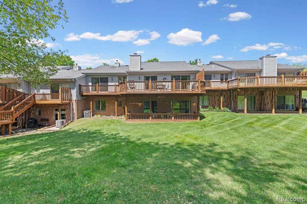 6687 Ridgeview Drive, Clarkston, MI — Photo 7