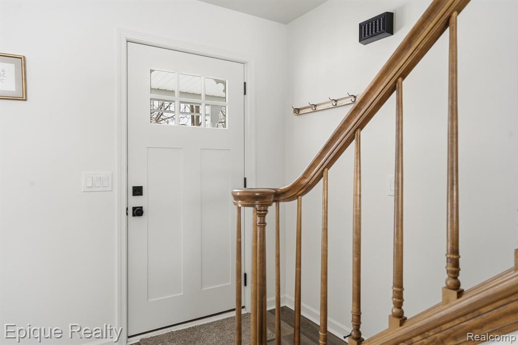 8680 Oak Hill Road, Clarkston, MI 48348 — Photo 43