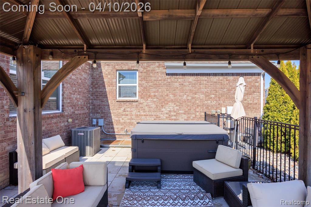 120 Crestview Drive, Rochester, MI 48306 — Photo 54