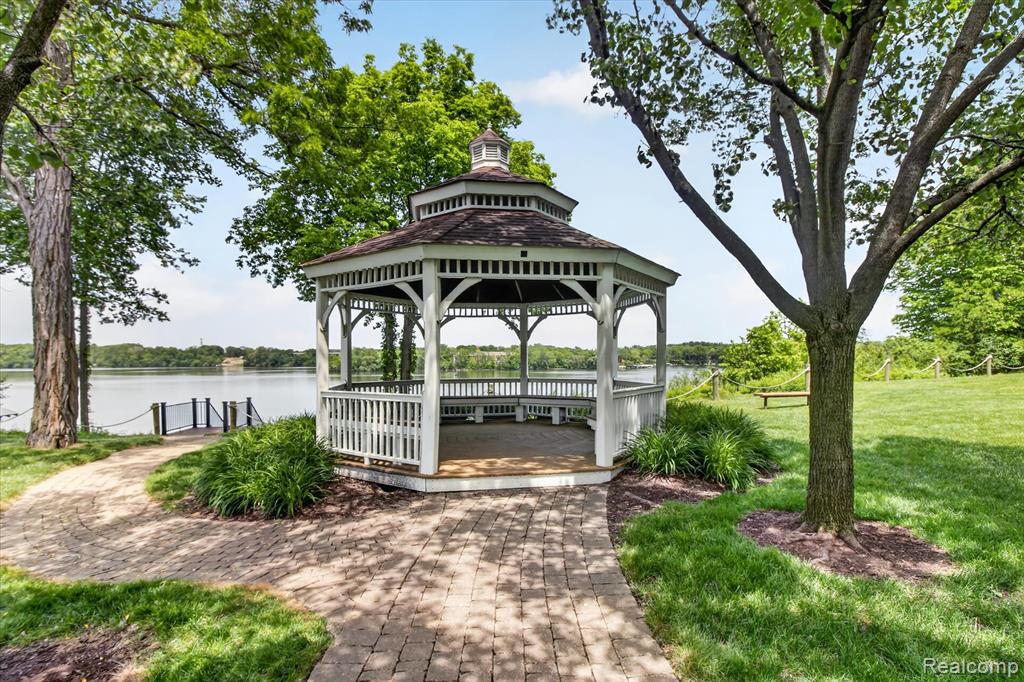 49271 Laguna Drive, Van Buren, MI 48111 — Photo 62