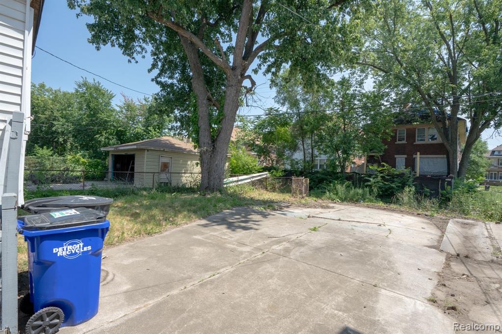 4039 Gladstone Street, Detroit, MI 48204 — Photo 35