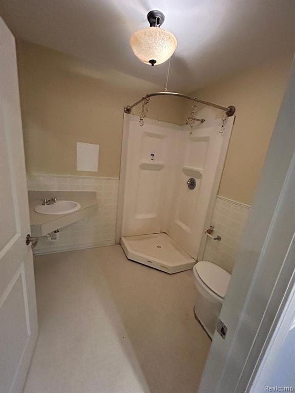 80375 MAIN Street, Memphis, MI, 00000