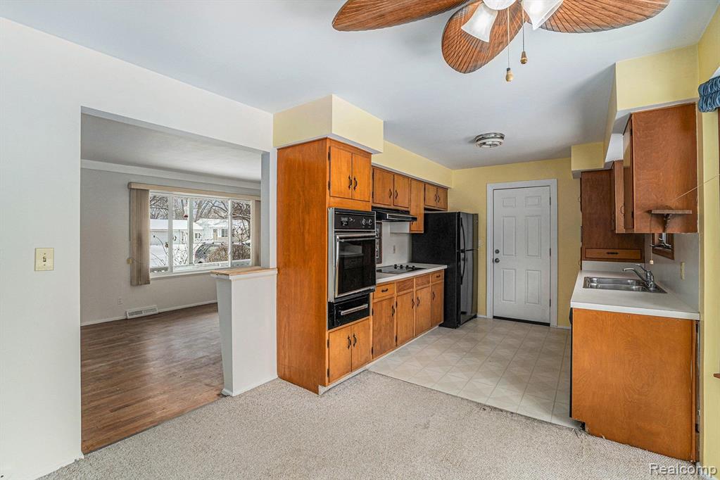 4418 Ashlawn Drive, Flint, MI 48507 — Photo 8