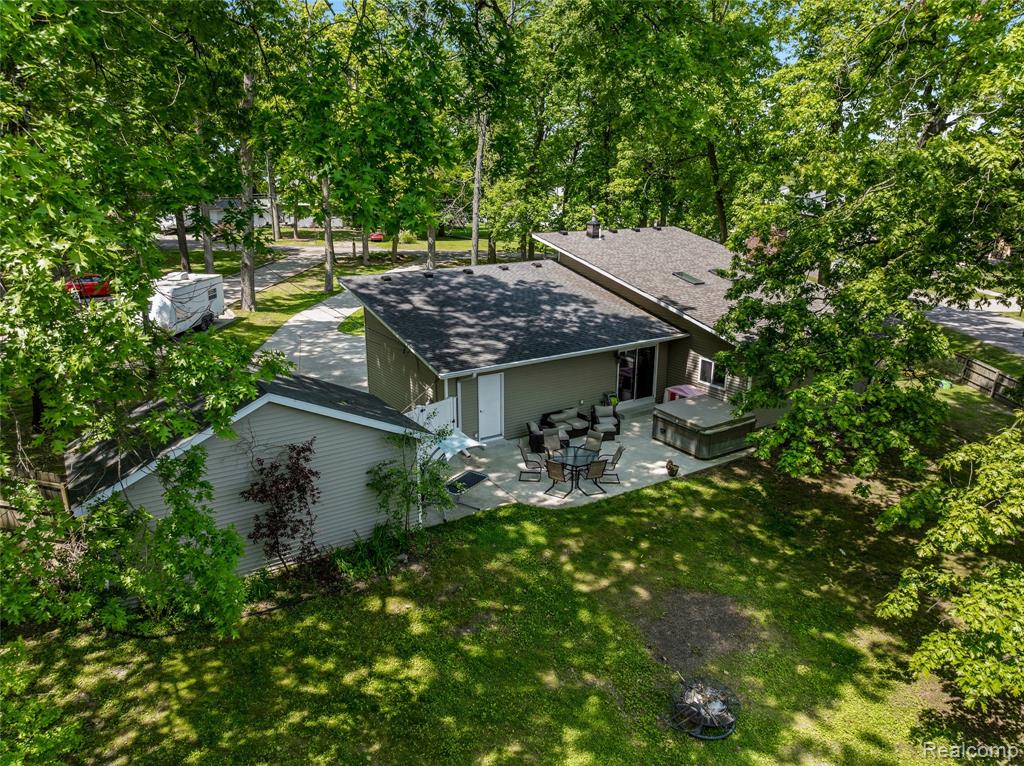 790 Hillcliff Drive, Waterford, MI 48328 — Photo 22