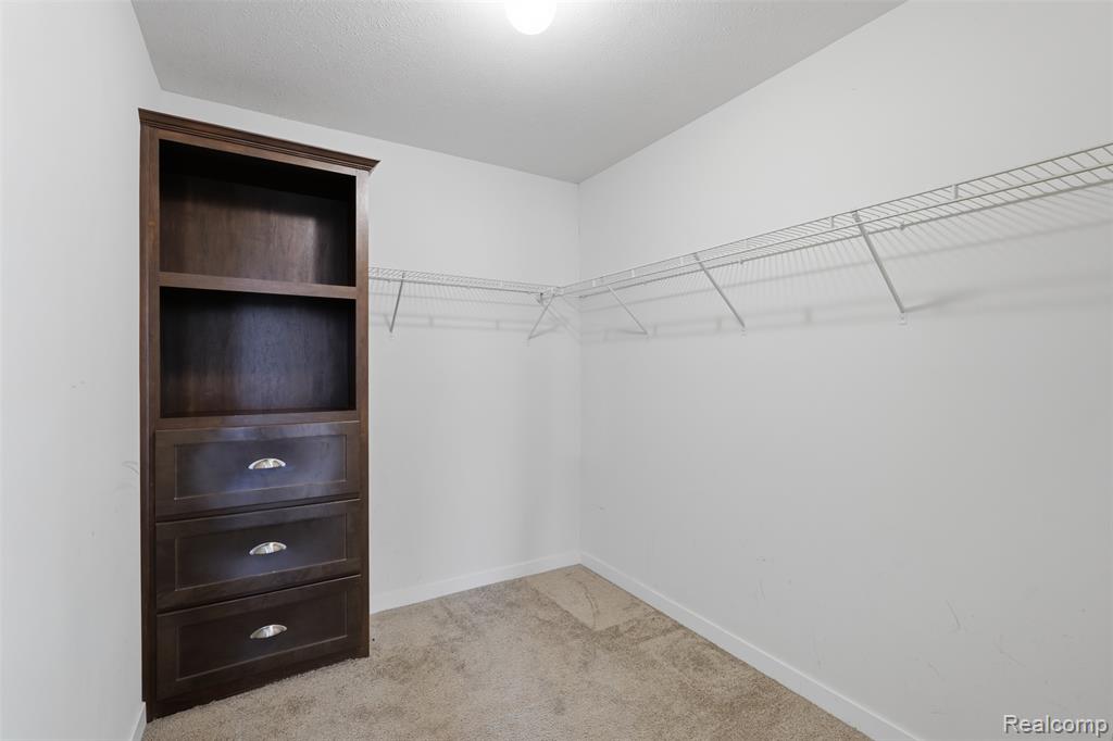 9725 Aspen Lane, Ypsilanti, MI 48198 — Photo 16