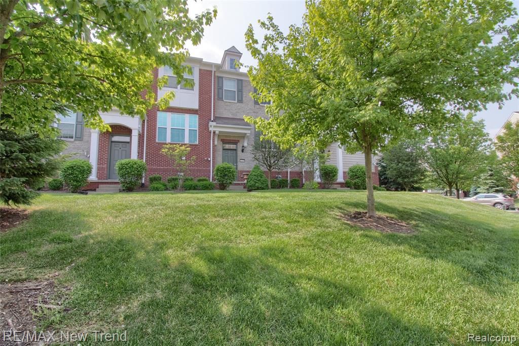 44509 Ellery Lane, Novi, MI 48377 — Photo 3