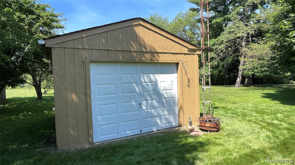 1052 Alton Avenue, Mundy, MI 48507 — Photo 7