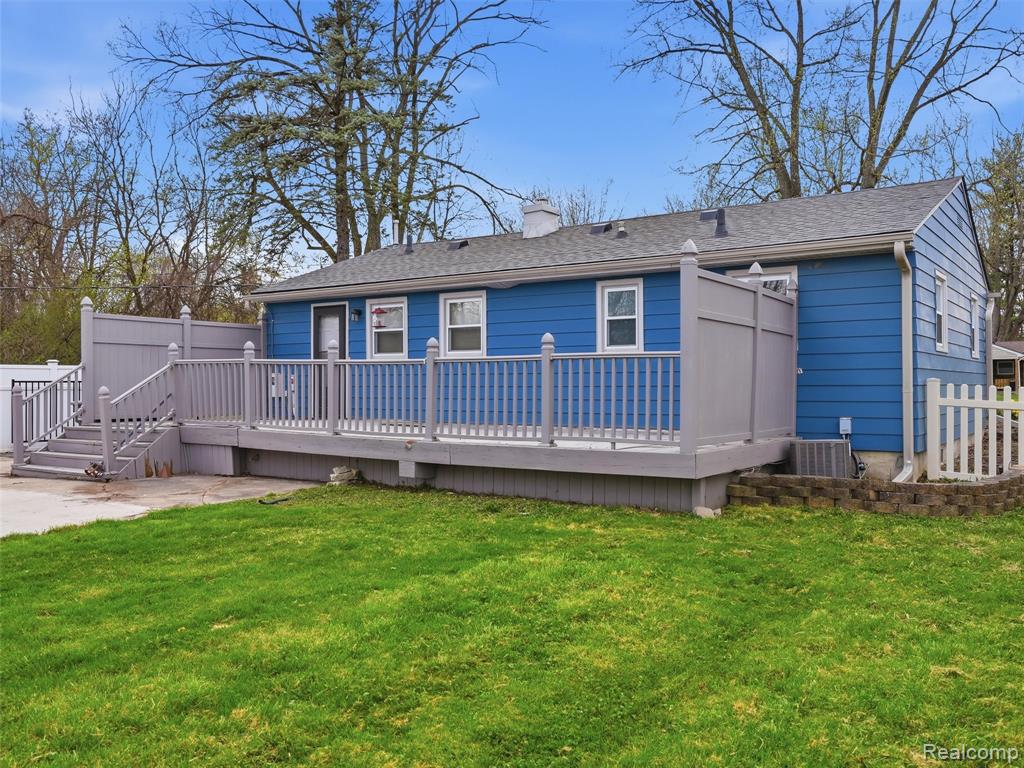 15380 Maxwell Avenue, Plymouth, MI 48170 — Photo 32