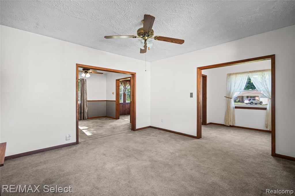 406 E Vienna Street, Clio, MI 48420 — Photo 23