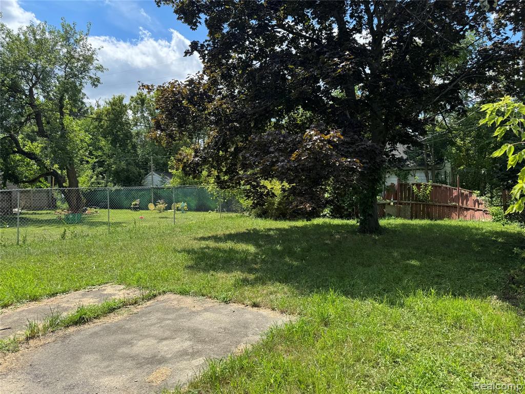 8103 Fielding Street, Detroit, MI 48228 — Photo 13