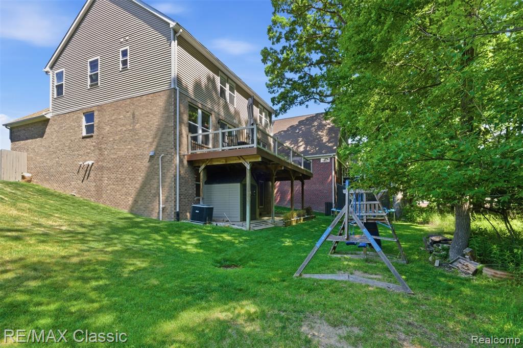 7946 Russell Drive, Westland, MI — Photo 29