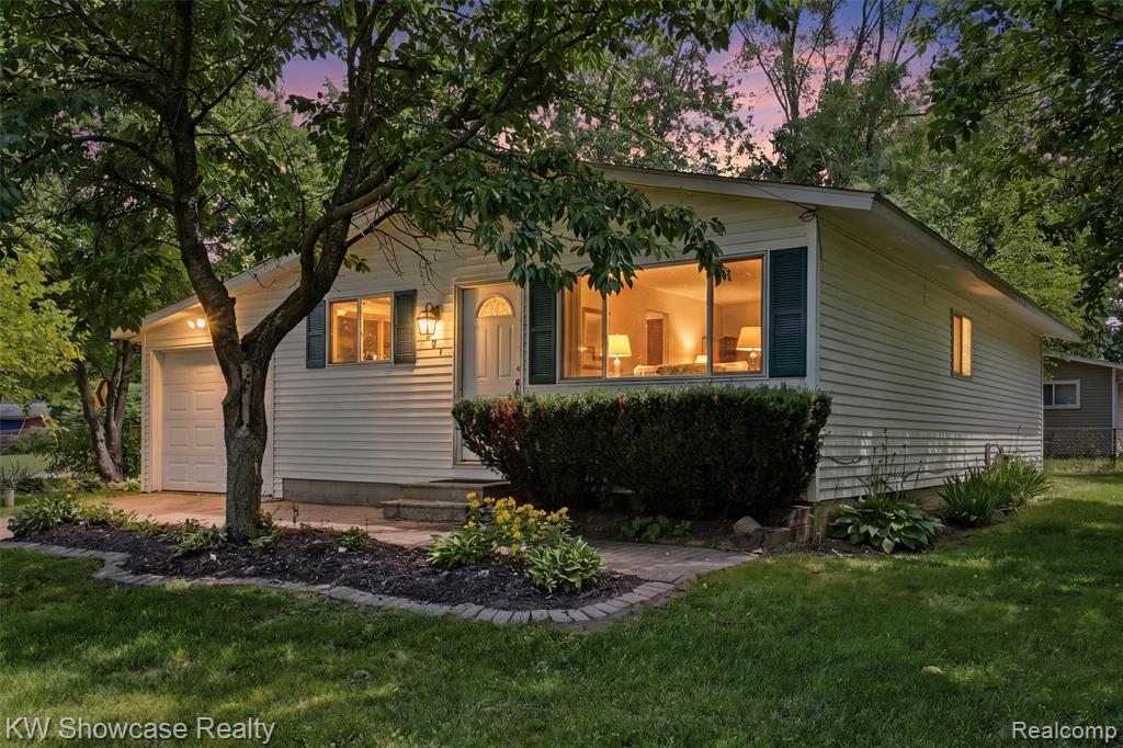 801 Farnsworth Road, White Lake, MI — front exterior
