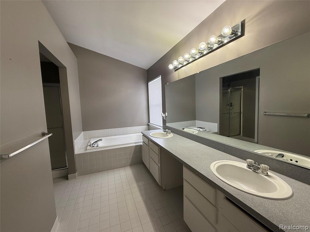 9032 Solitude Lane, Belleville, MI 48111 — Photo 13