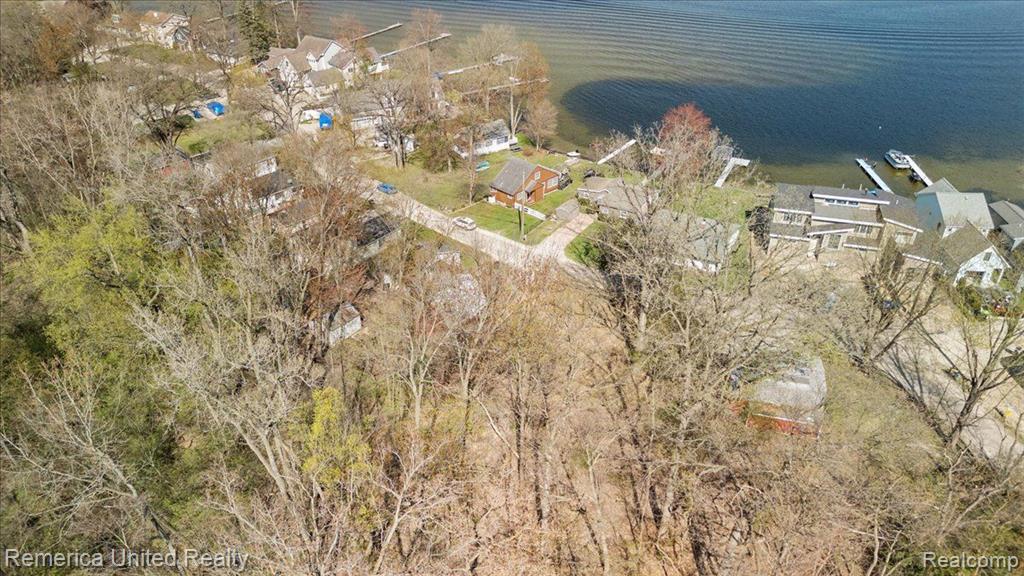 9623 Winston, Pinckney, MI 48169 — Photo 11