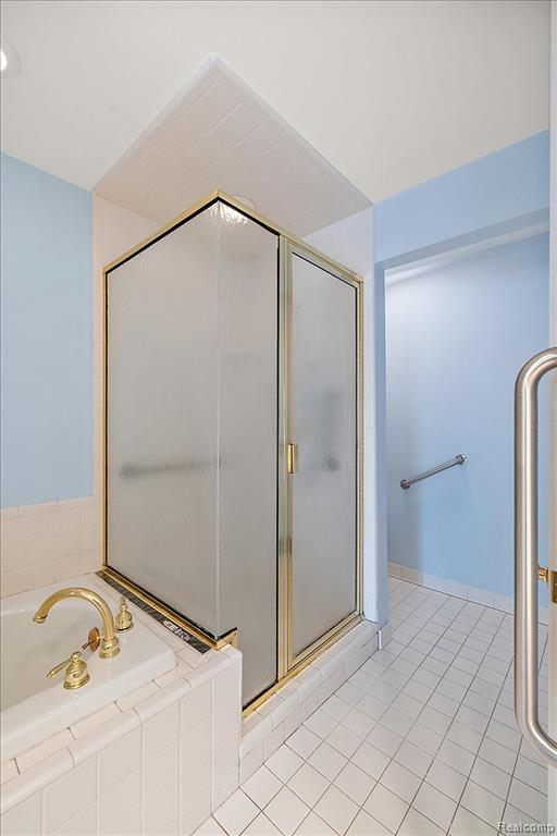 9000 Harbor Place Drive, Saint Clair Shores, MI 48080 — Photo 30