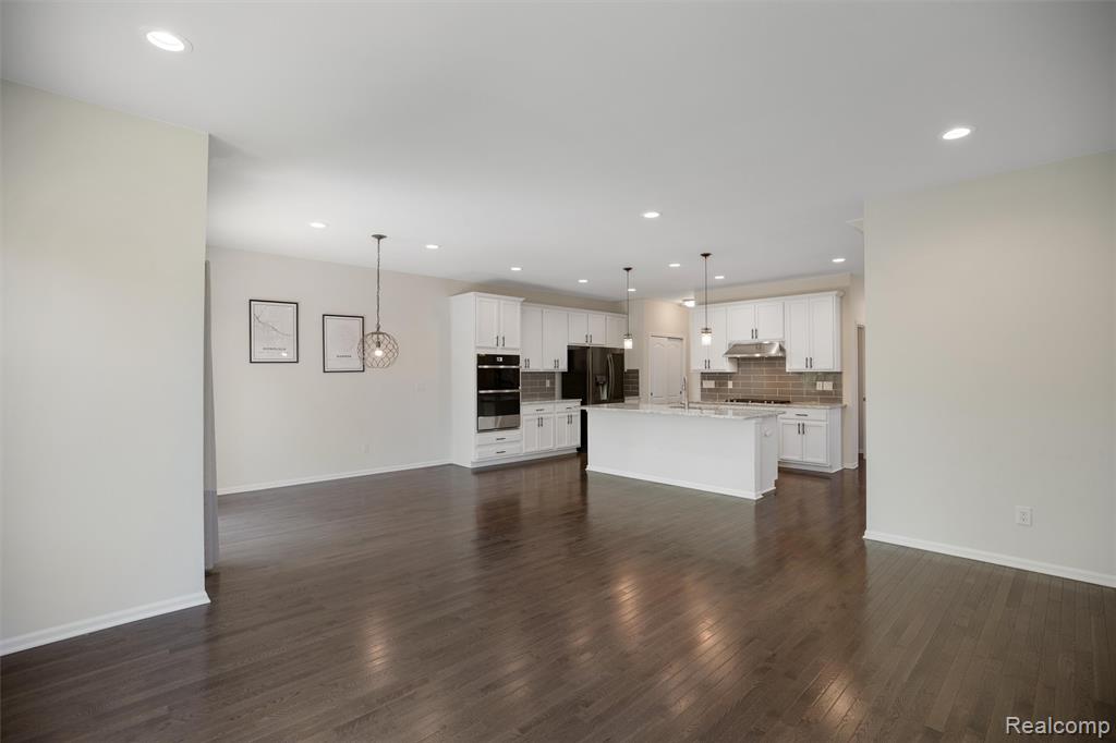 43583 Chancellor Lane, Novi, MI — Photo 17