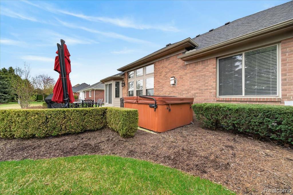 20196 Huron Drive, Clinton Twp, MI 48038 — Photo 38