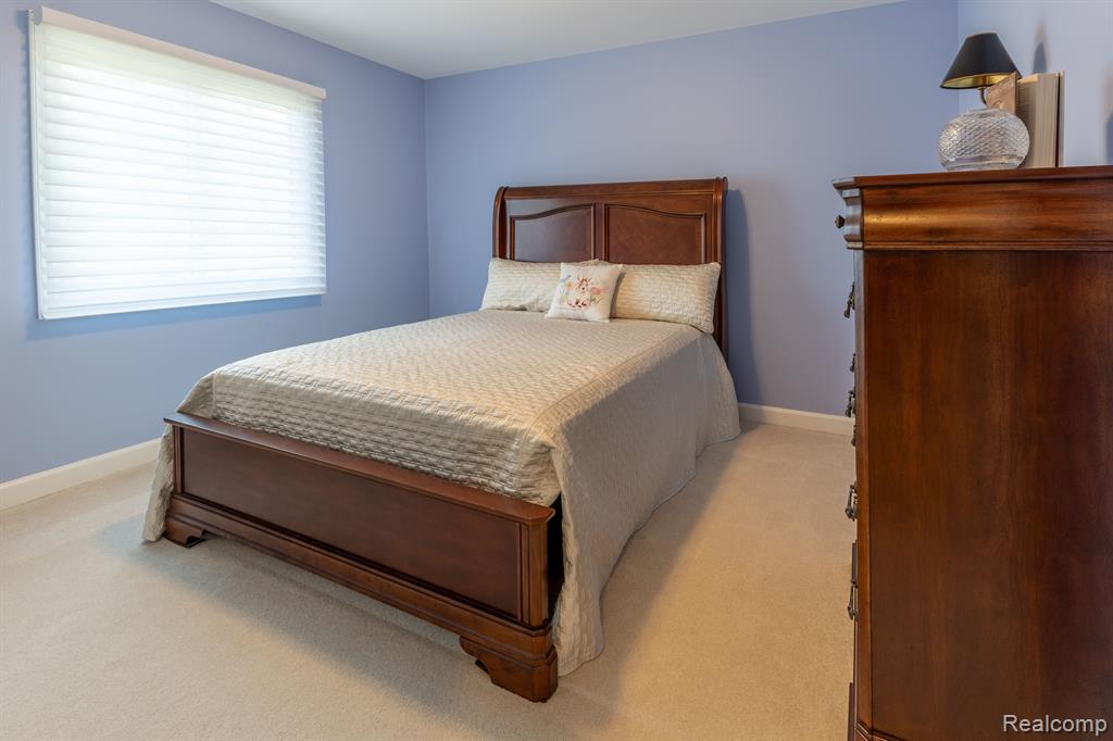 900 DREW Drive, Troy, MI 48098 — Photo 25