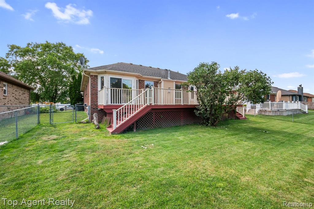 52806 Muirfield Drive, New Baltimore, MI — Photo 43