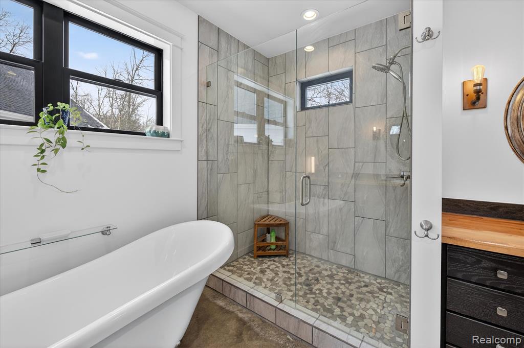 3483 Windwheel Point Drive, Pinckney, MI 48169 — Photo 40