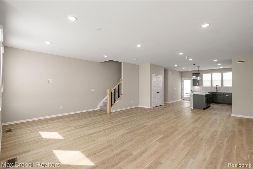 43091 Atwood Avenue 48 NE Atwood Avenue NE, 48, Novi, MI — Photo 28