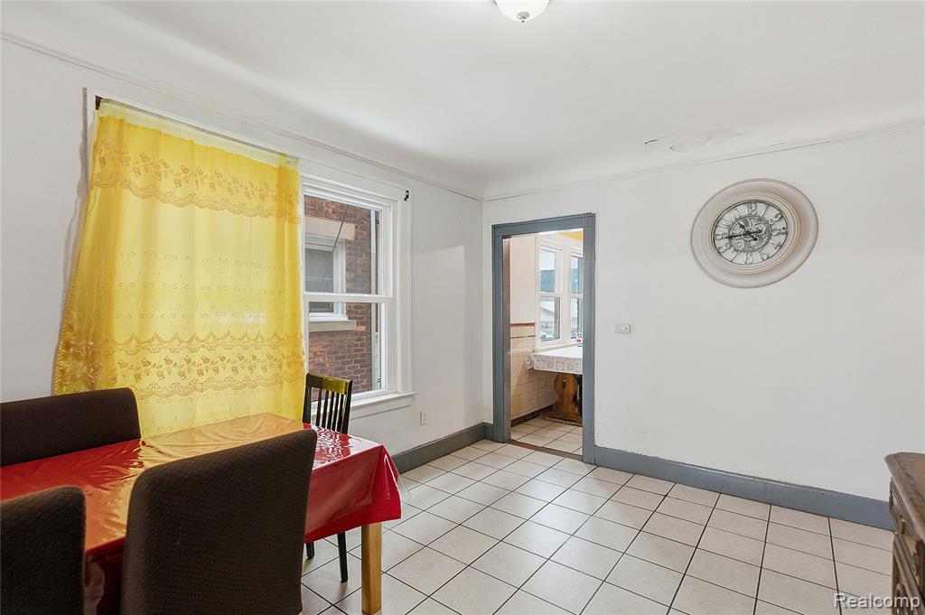 7098 Lafayette Boulevard, Detroit, MI 48209 — Photo 6