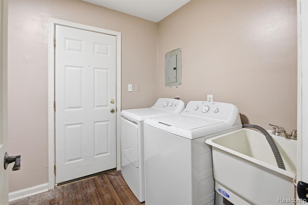 6291 Edmund Street, Romulus, MI 48174 — Photo 21