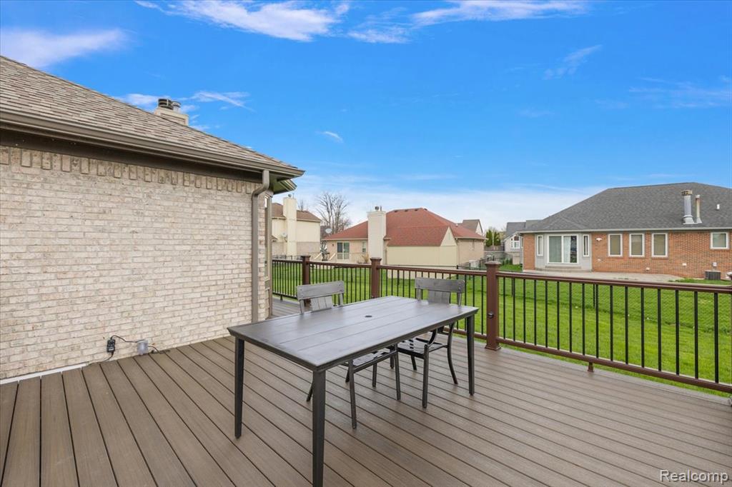 35526 Brooke Circle, New Baltimore, MI 48047 — Photo 37
