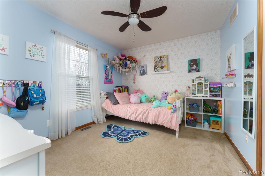 738 PINEGATE Drive, Fowlerville, MI 48836 — Photo 14
