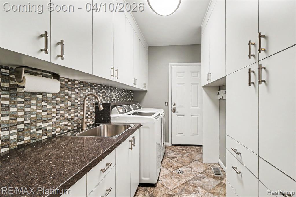 28861 Forest Ridge Drive, Farmington, MI 48331 — Photo 16