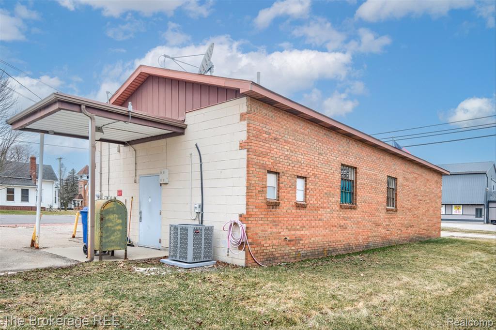 4643 Pine Street, Columbiaville, MI 48421 — Photo 10