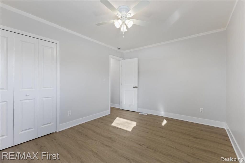 532 NICHOLS Road, Auburn Hills, MI 48326 — Photo 28