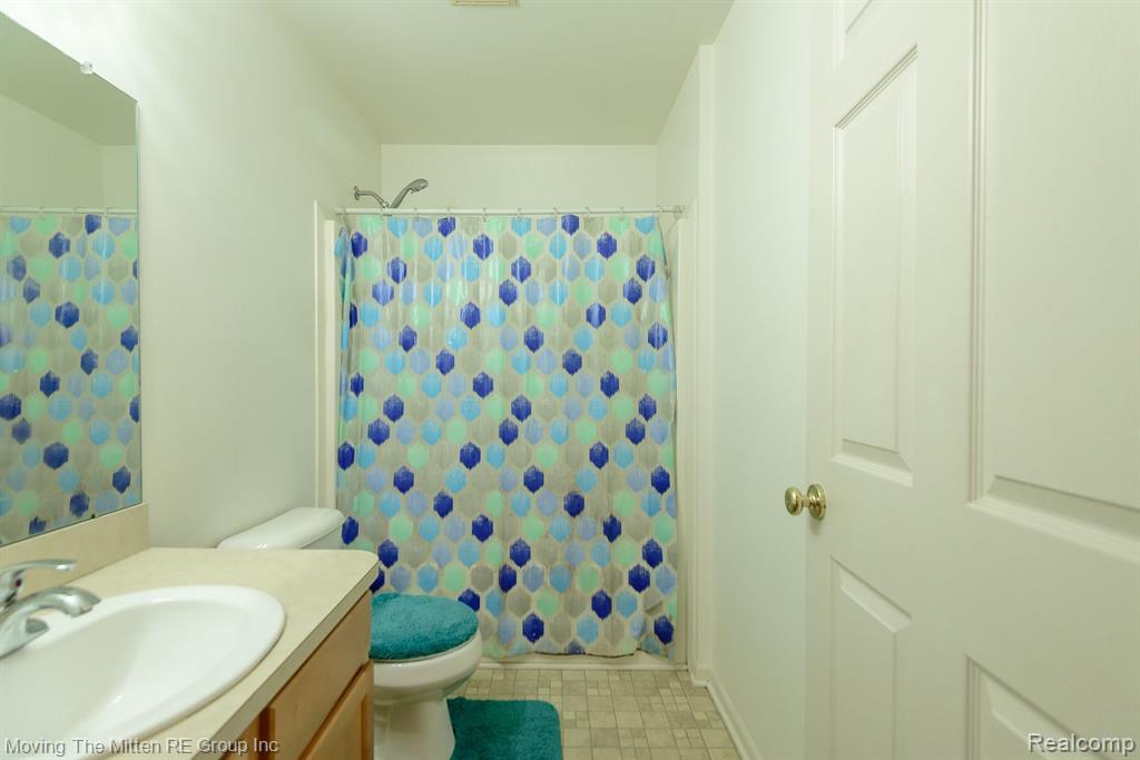 42990 N CUMBERLAND Drive, Van Buren, MI 48111 — Photo 31
