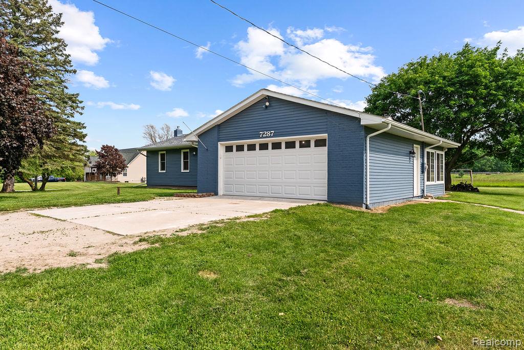 7287 Ray Road, Swartz Creek, MI 48473 — Photo 4